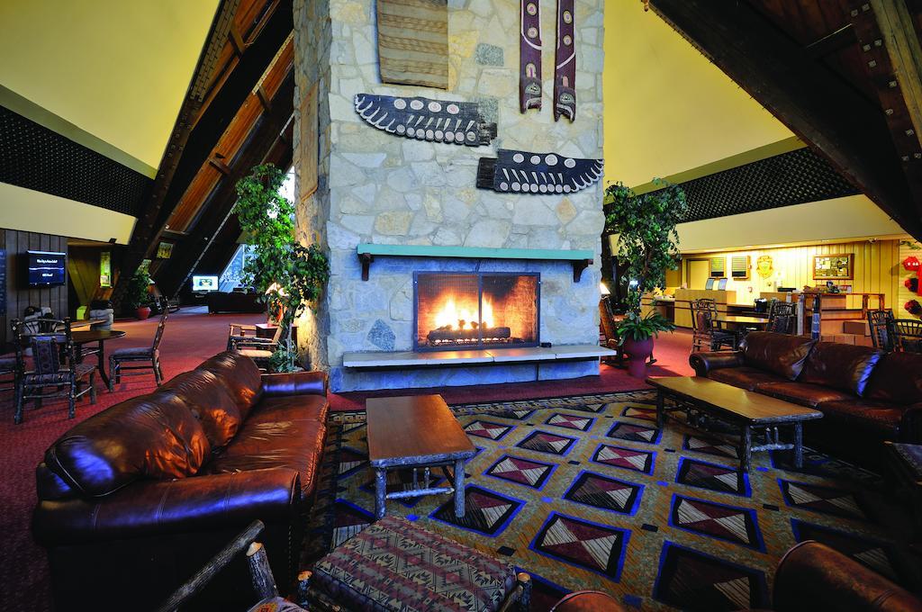 Hueston Woods Lodge And Conference Center College Corner Exterior foto